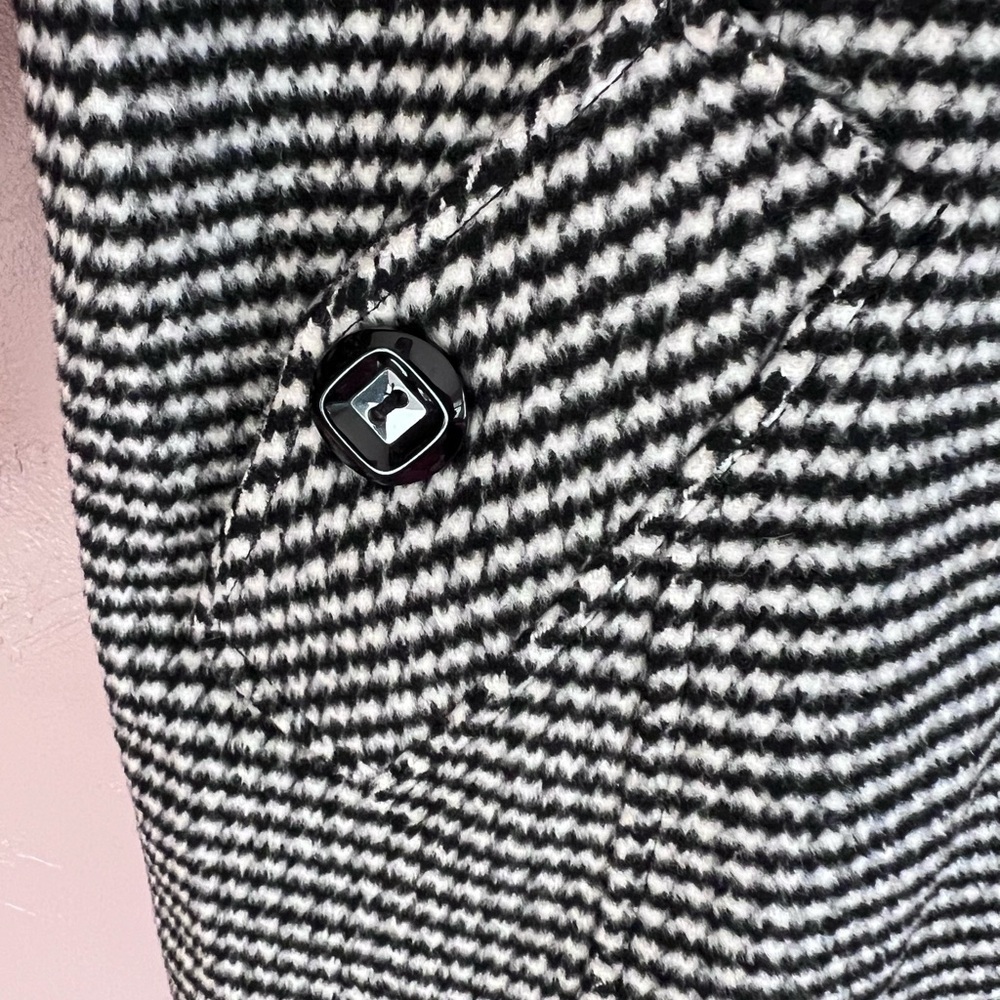 Vintage Houndstooth Button down Jacket with Shoulder Pads, Size 1XL - Picture 4 of 6